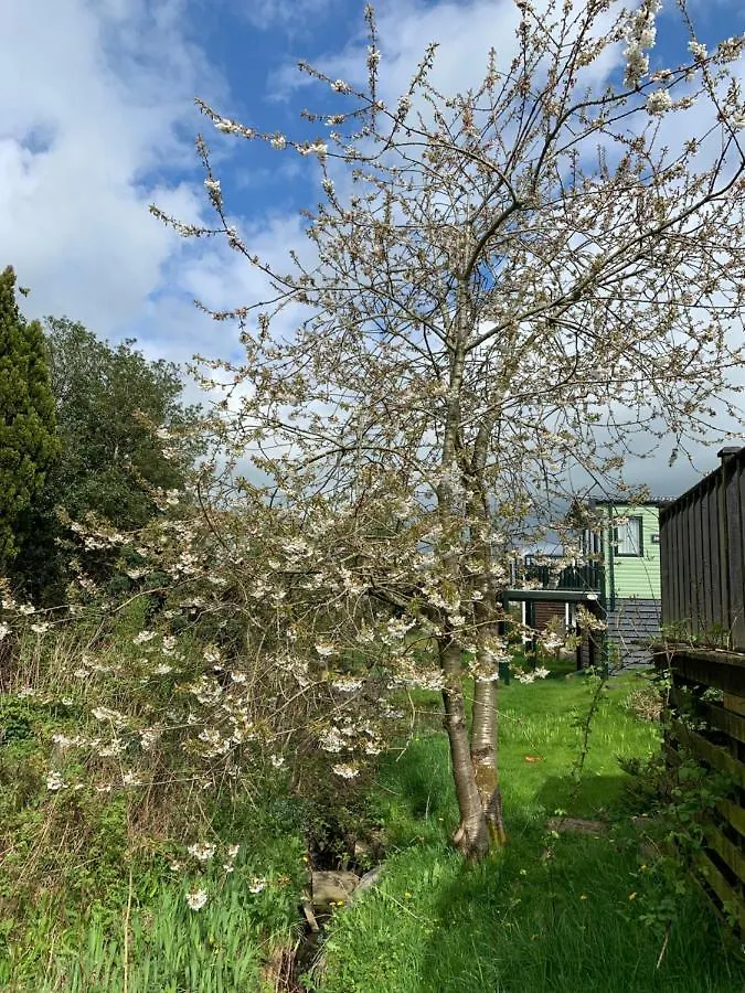 Kemp Delightful 3 Bedroom Holiday Home With Balcony Overlooking Fields And A Stream Gisburn