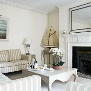 Holiday home Albany House,